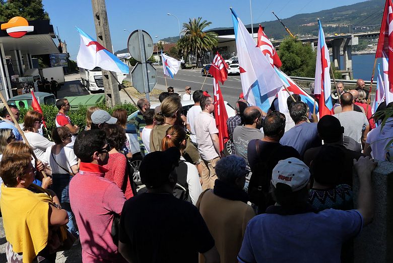 17-07-13 OcupacionOficinasUTEponteRande20.JPG